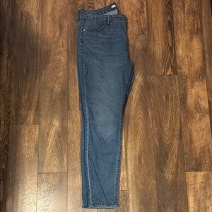 Old Navy super skinny midrise jeans